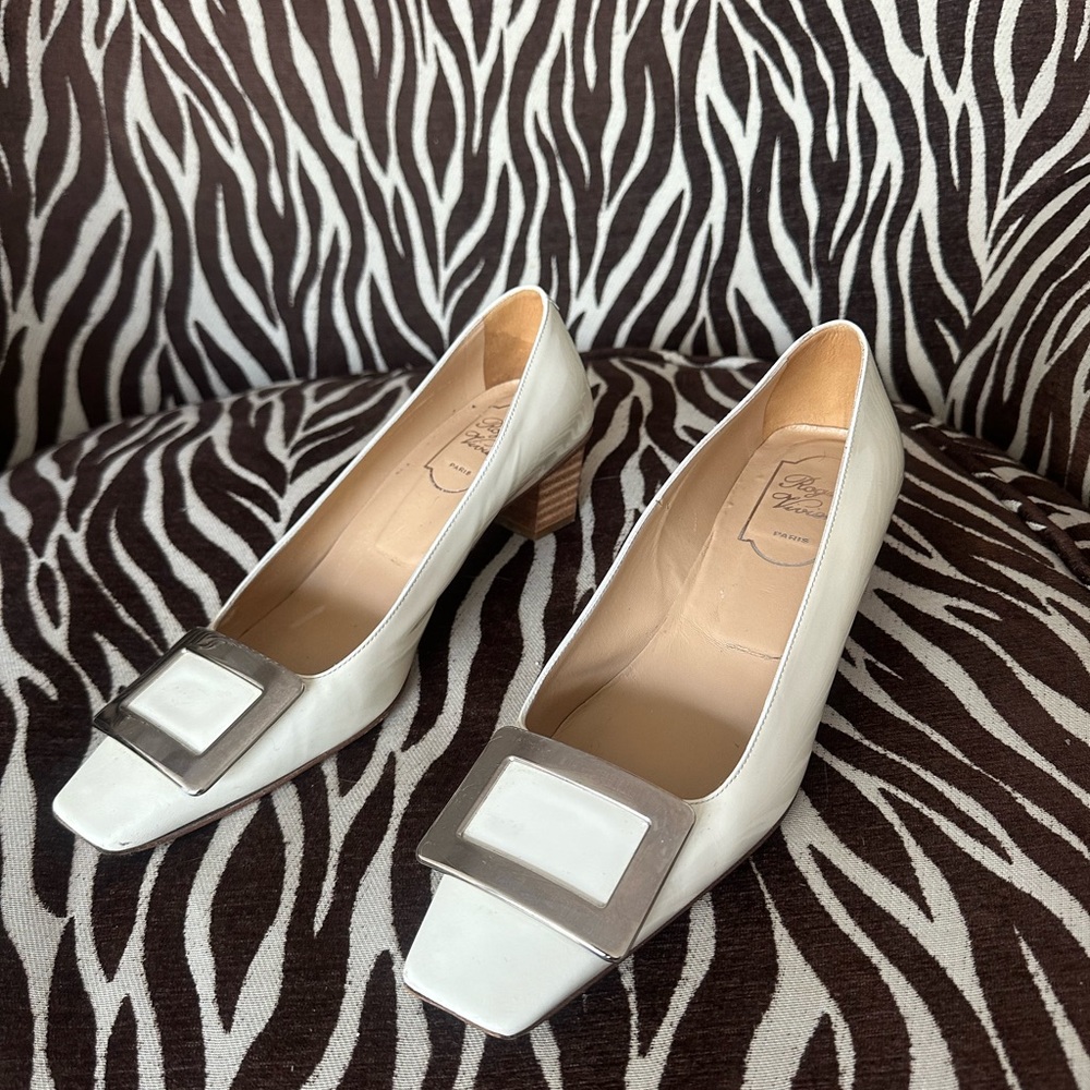 Roger Vivier Belle Patent Leather Ballet Pumps